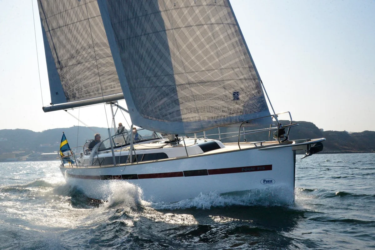 Najad Yachts N395 AC 2017 boat specs
