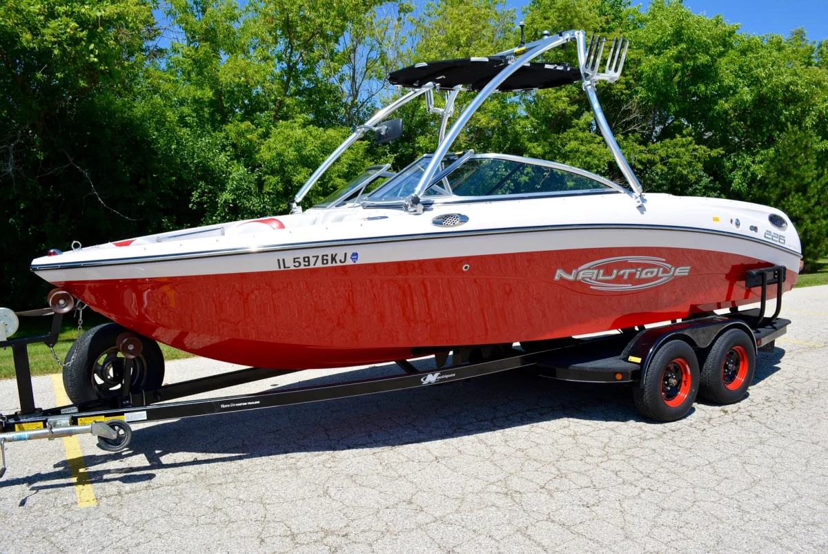Nautique Air Nautique 226 Limited 2005 boat specs