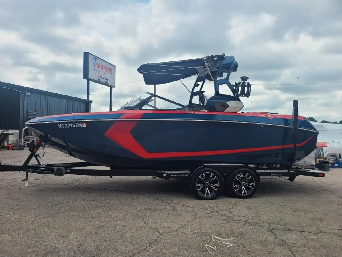 Nautique Super Air Nautique G23 2019 boat specs