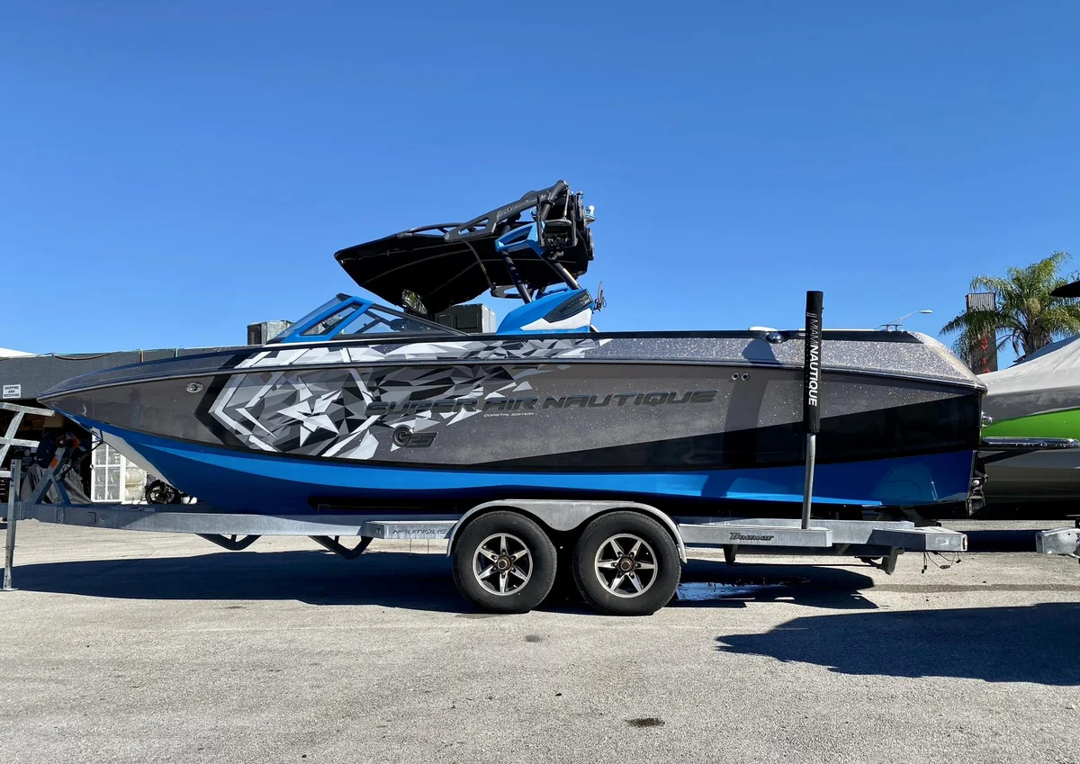 Nautique Super Air Nautique G25 2015 boat specs