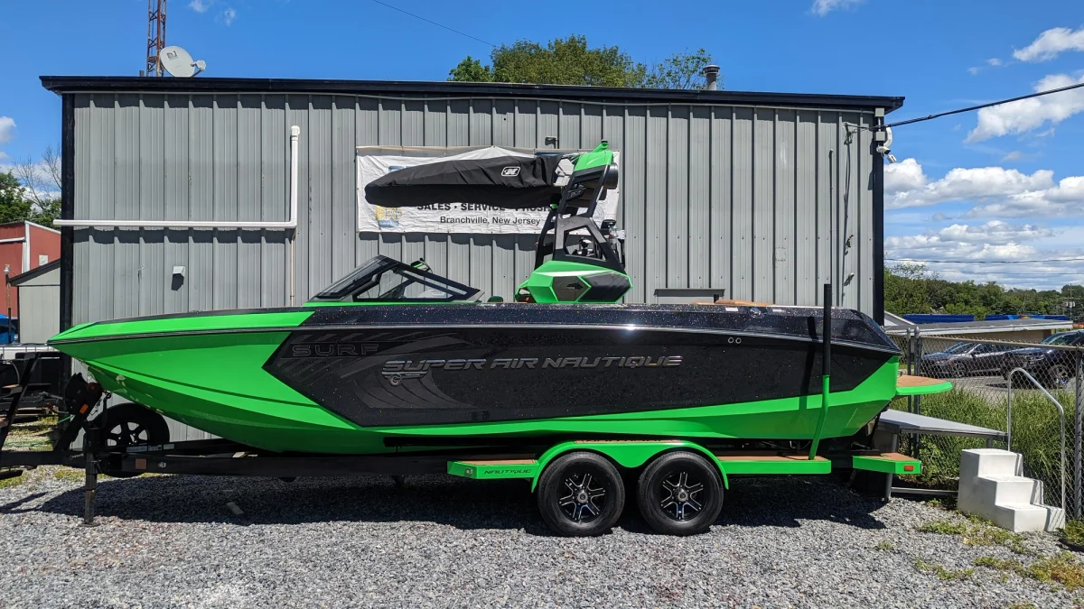 Super Air Nautique G25 Boat Specs