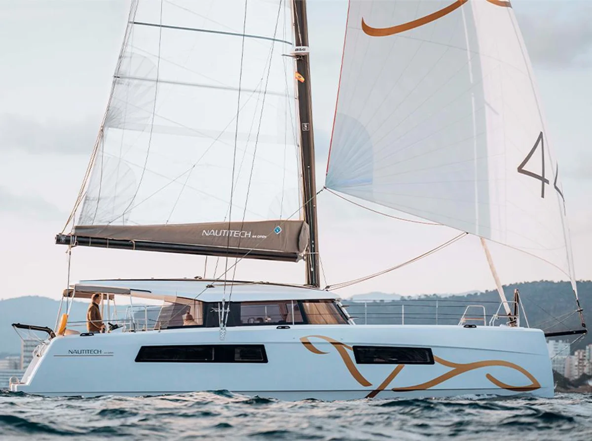 Nautitech 44 Open 2022 boat specs