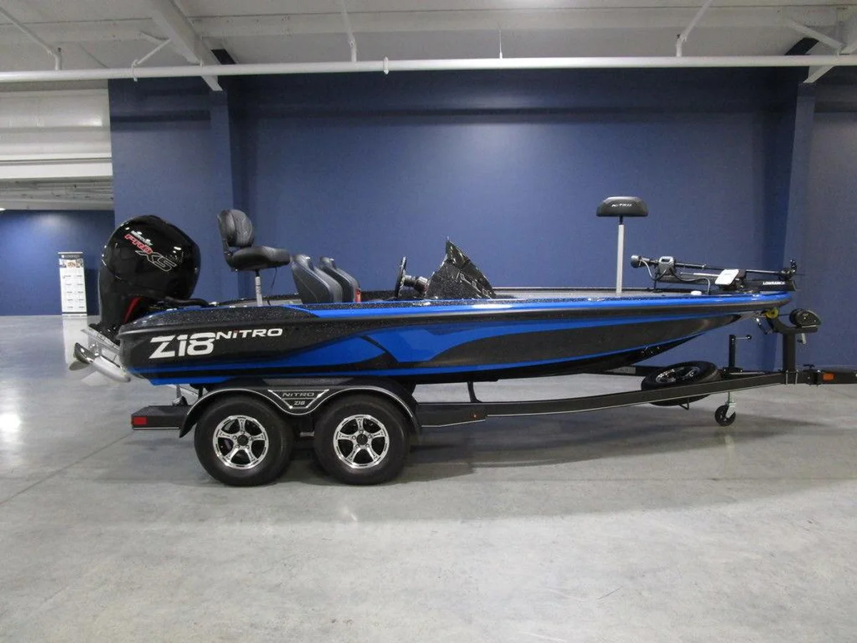 Nitro Z18 Pro 2022 boat specs