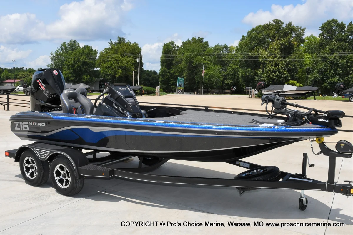 Nitro Z18 Pro Pack w/175HP Pro-XS 2022 boat specs
