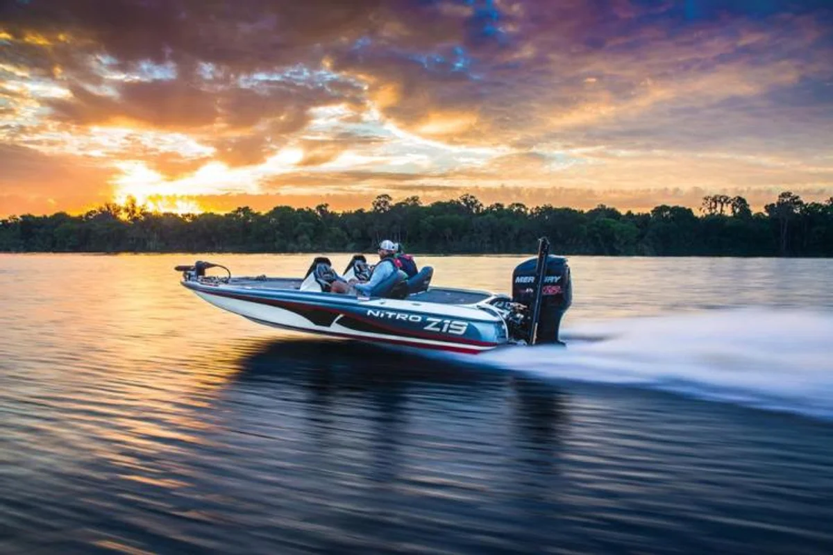 Nitro Z19 2017 boat specs
