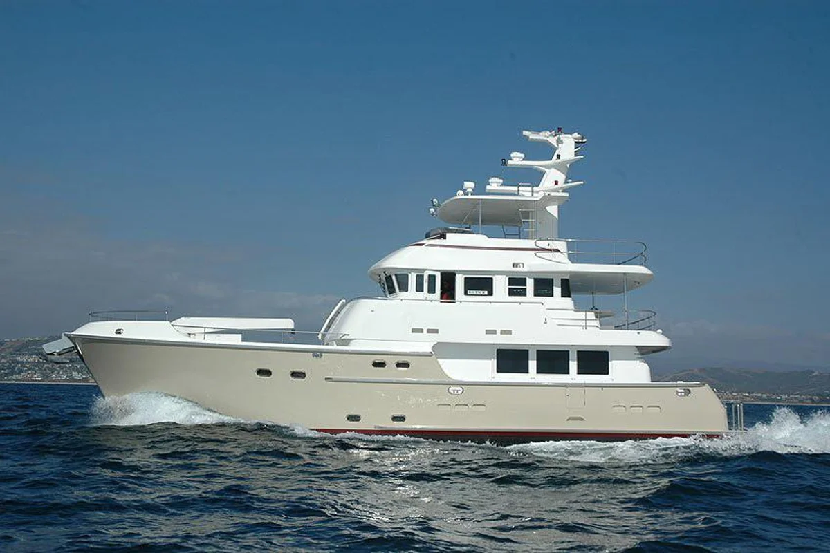 Nordhavn 72 2022 boat specs