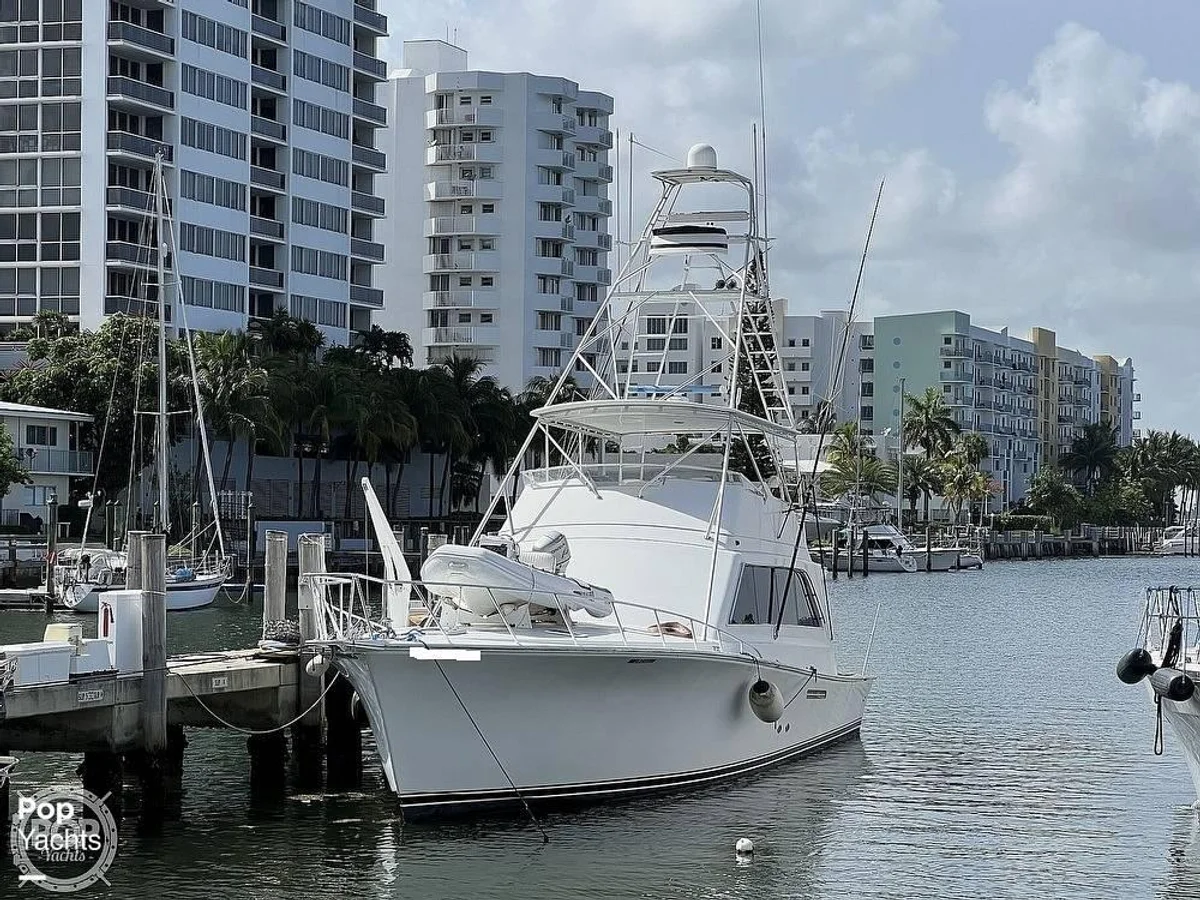 Ocean Yachts Super Sport 1990 boat specs