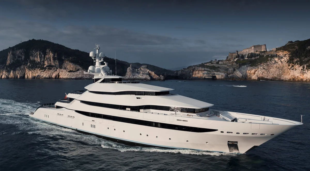 Oceanco Amore Vero 2014 boat specs