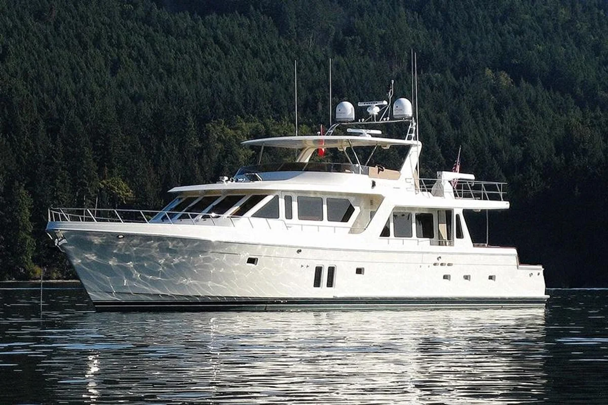Offshore Yachts 76 Pilot House 2022 boat specs