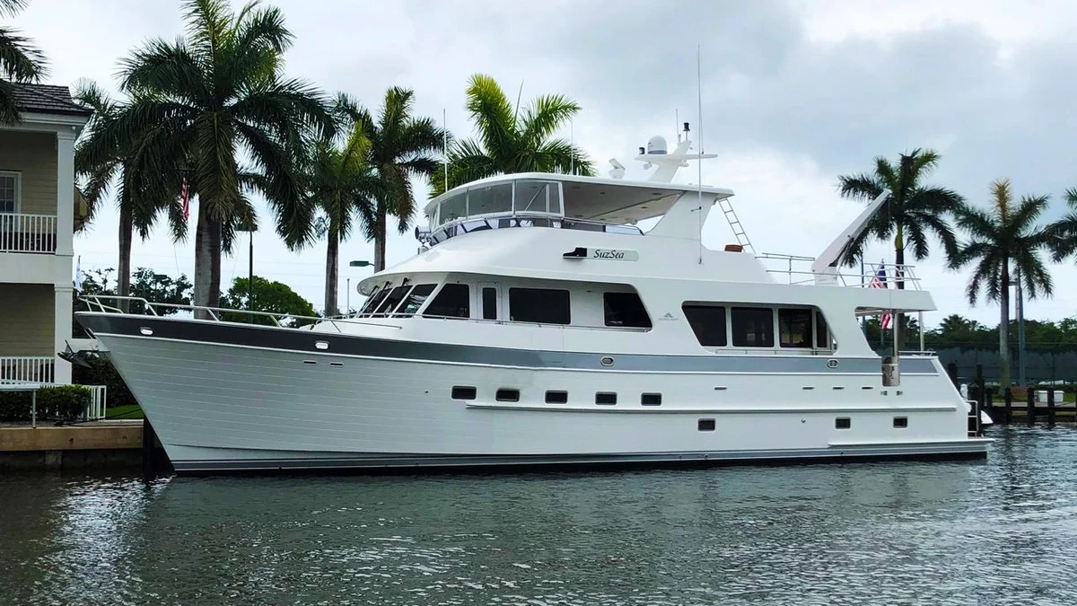 Outer Reef Yachts 730 MY 2008 boat specs