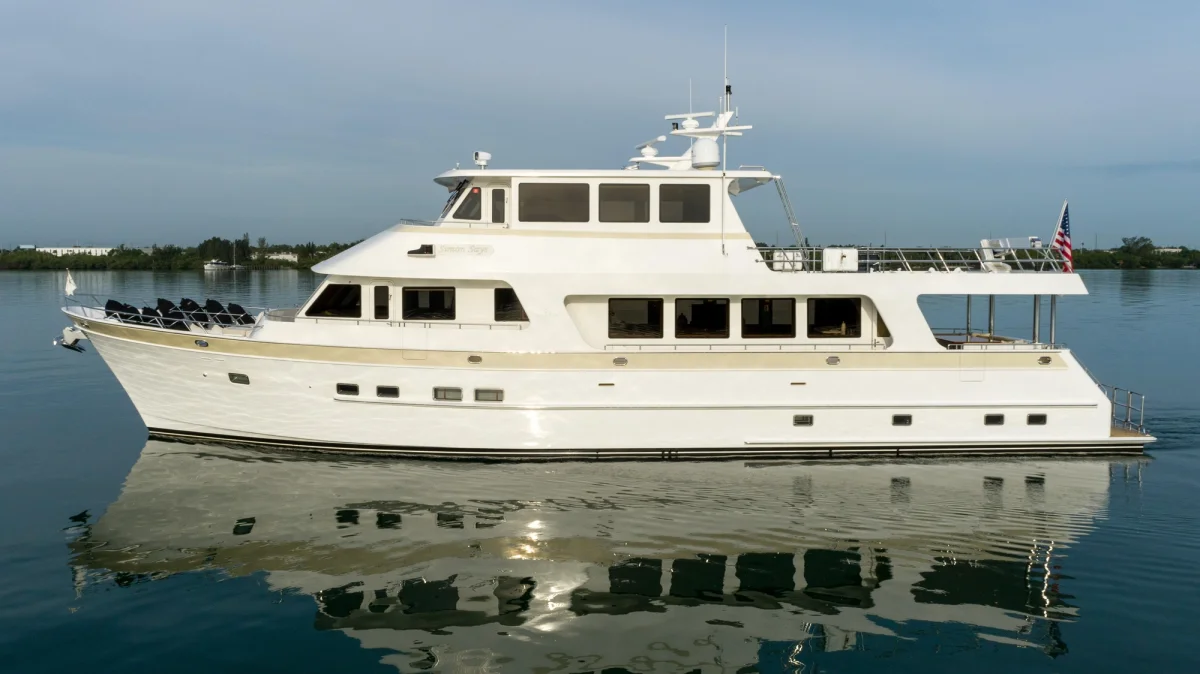 Outer Reef Yachts 860 DBMY 2017 boat specs