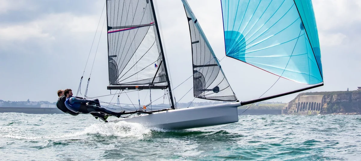 Ovington Boats International 14 2005 boat specs