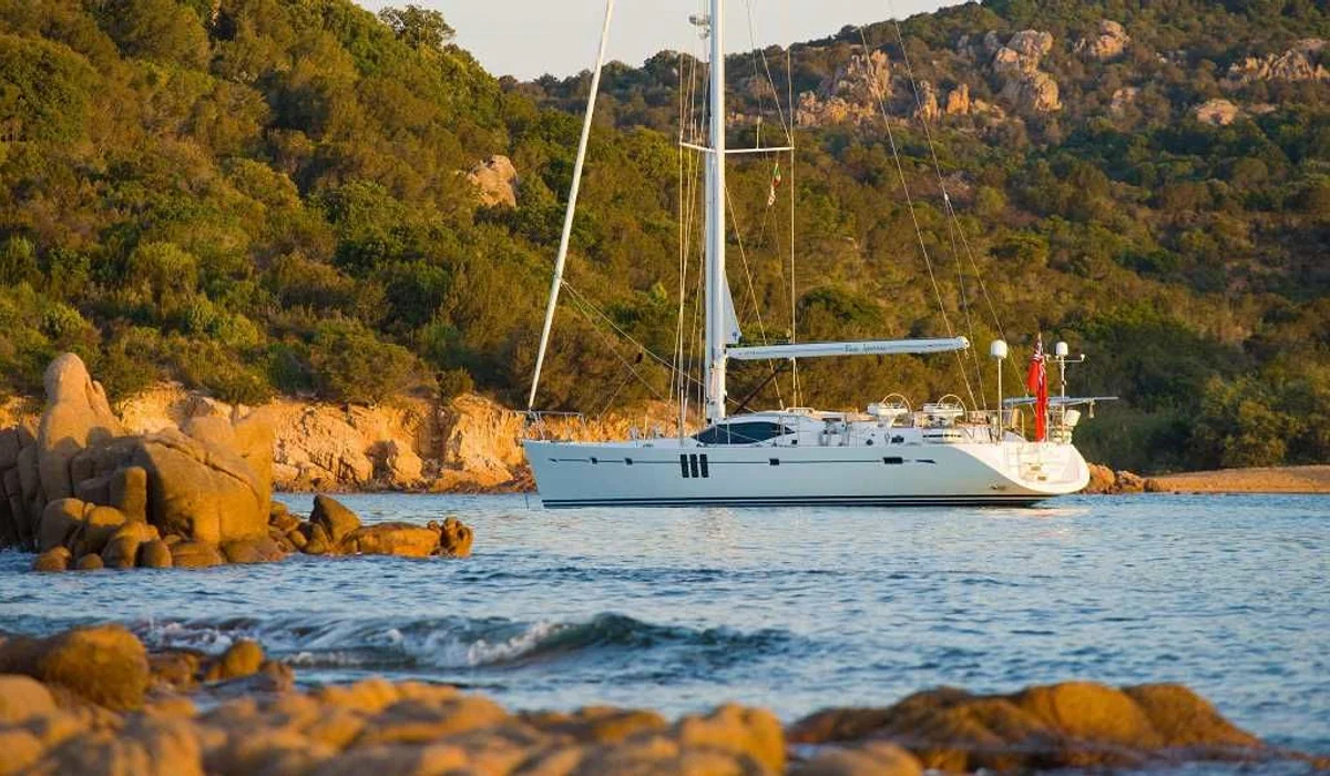 Oyster Yachts 625 2011 boat specs