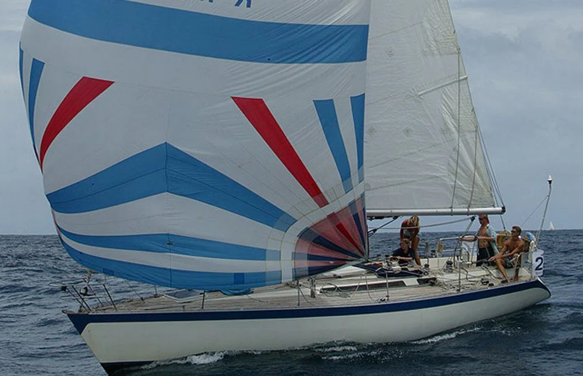 Oyster Yachts SJ41 Mast head rigging 1980 boat specs