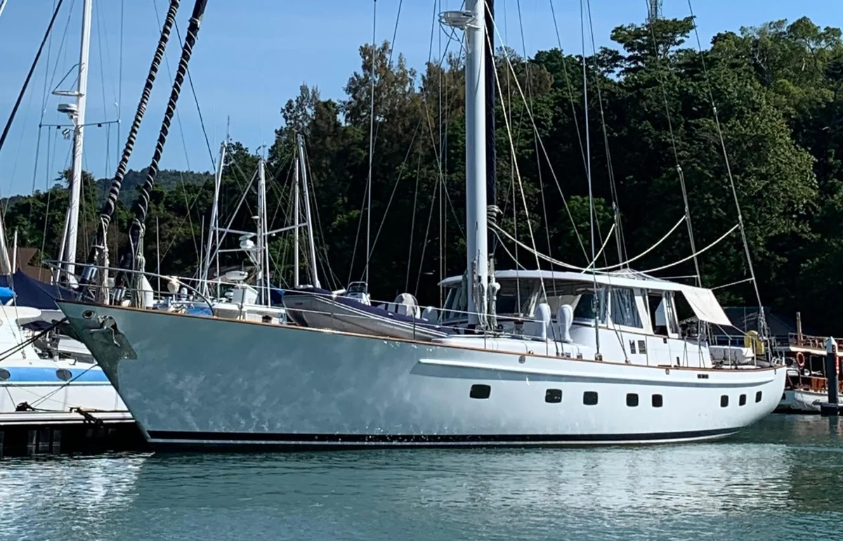 Palmer Johnson Custom 87ft Sail 1975 boat specs