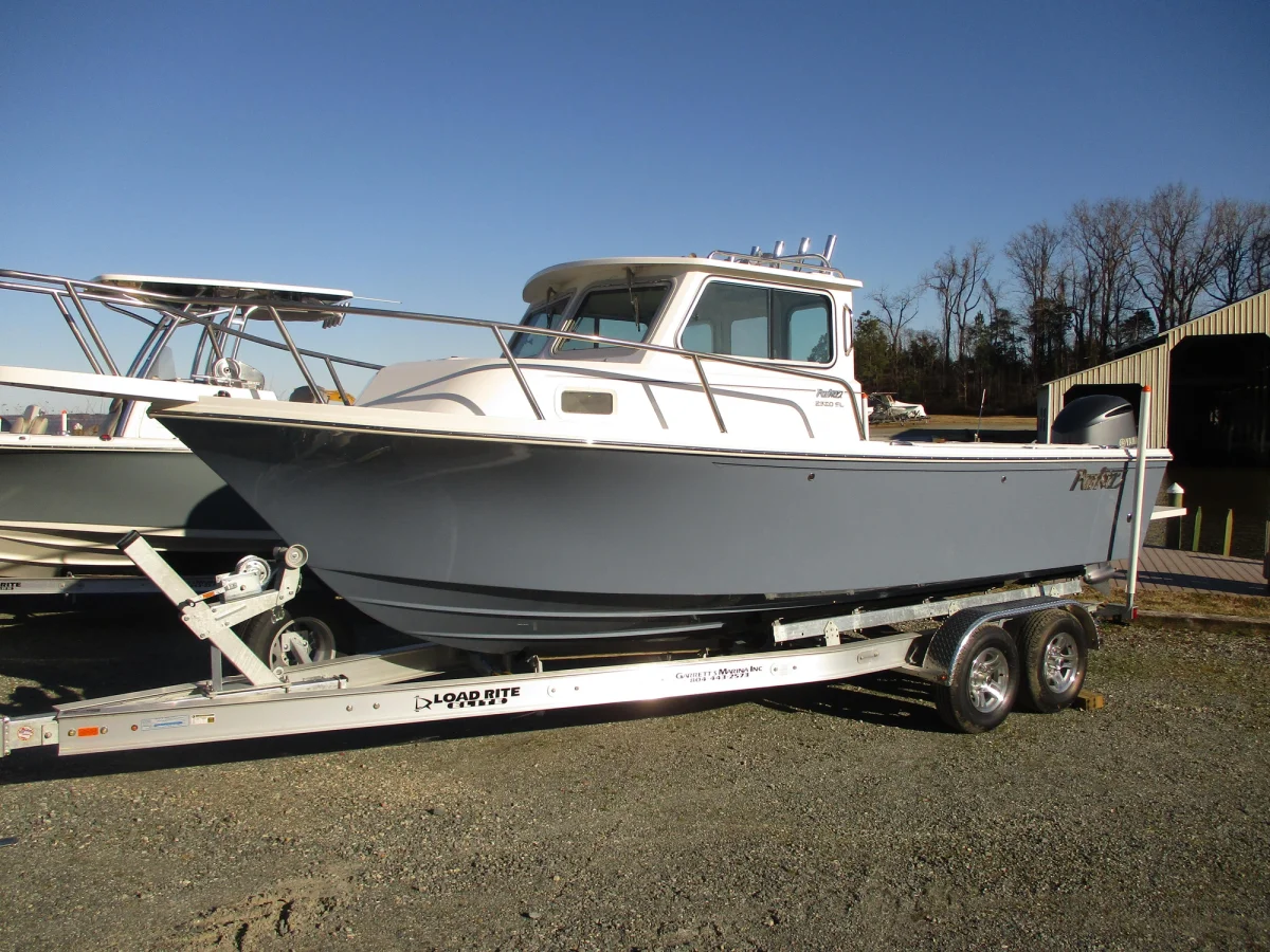 Parker Offshore 2320 SL Sport Cabin 2021 boat specs