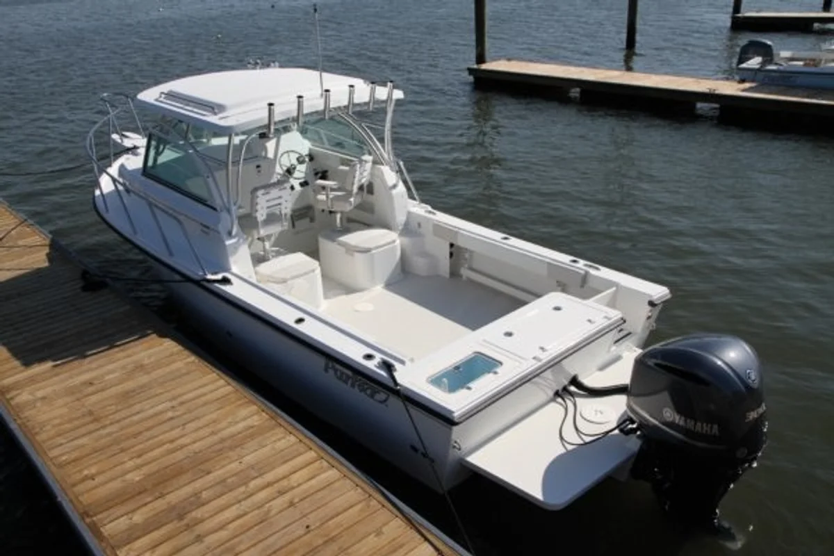 Parker Offshore 2510 XLD Walkaround 2022 boat specs