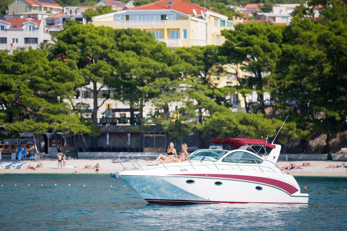 Pearlsea Yachts 33 Open 2017 boat specs