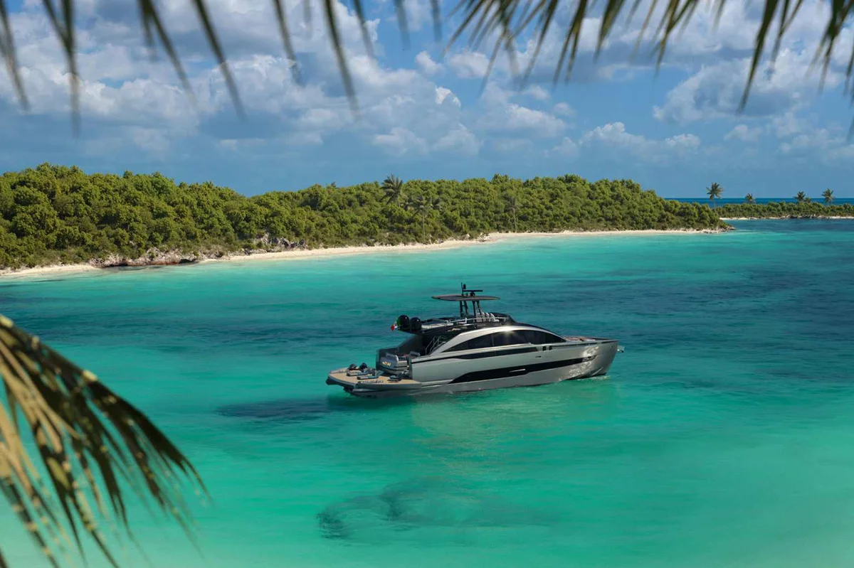 Pershing Yachts GTX80 2024 boat specs
