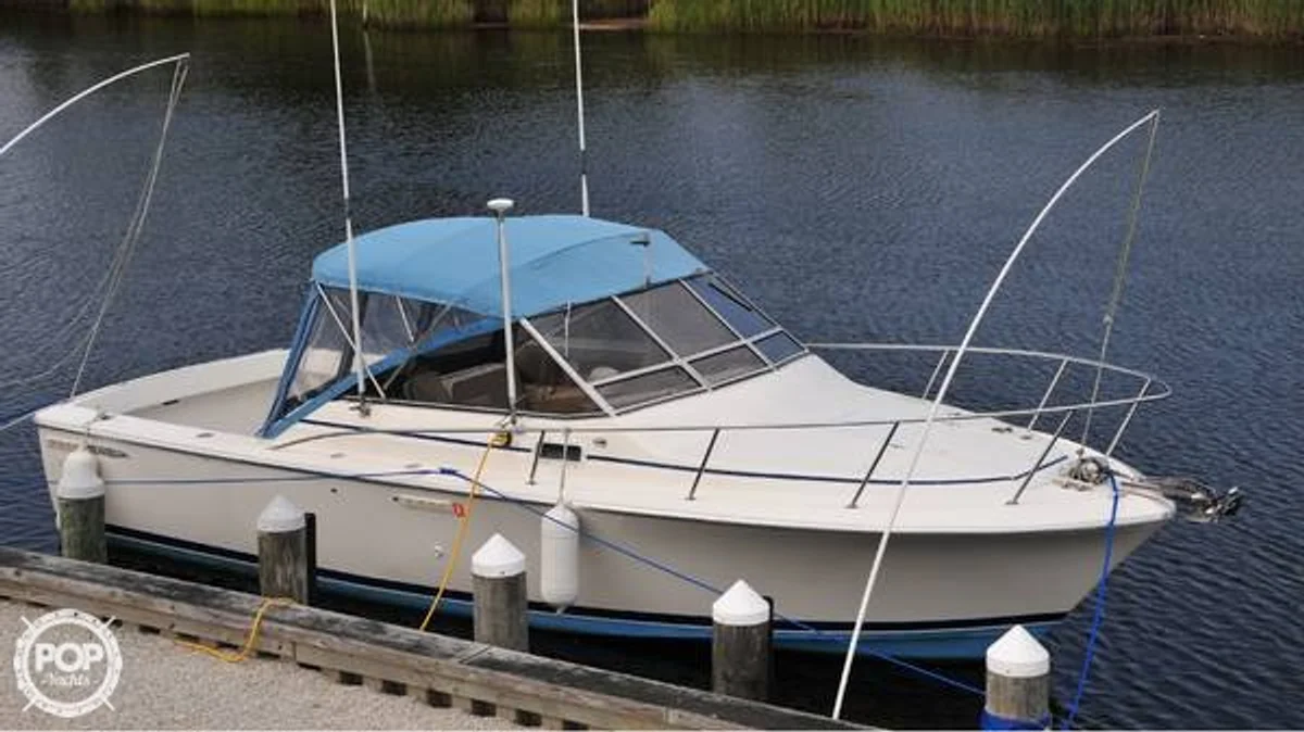 Phoenix Boats 27 Weekender / FishSlayer 1981 boat specs