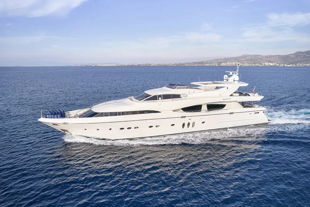 Posillipo Technema 120 2018 boat specs