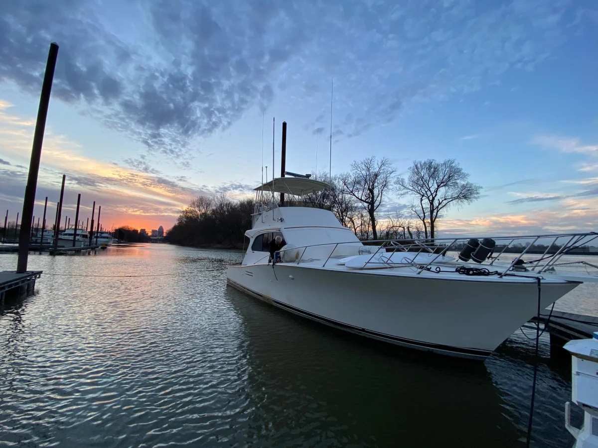 43 Sportfish Boat Specs