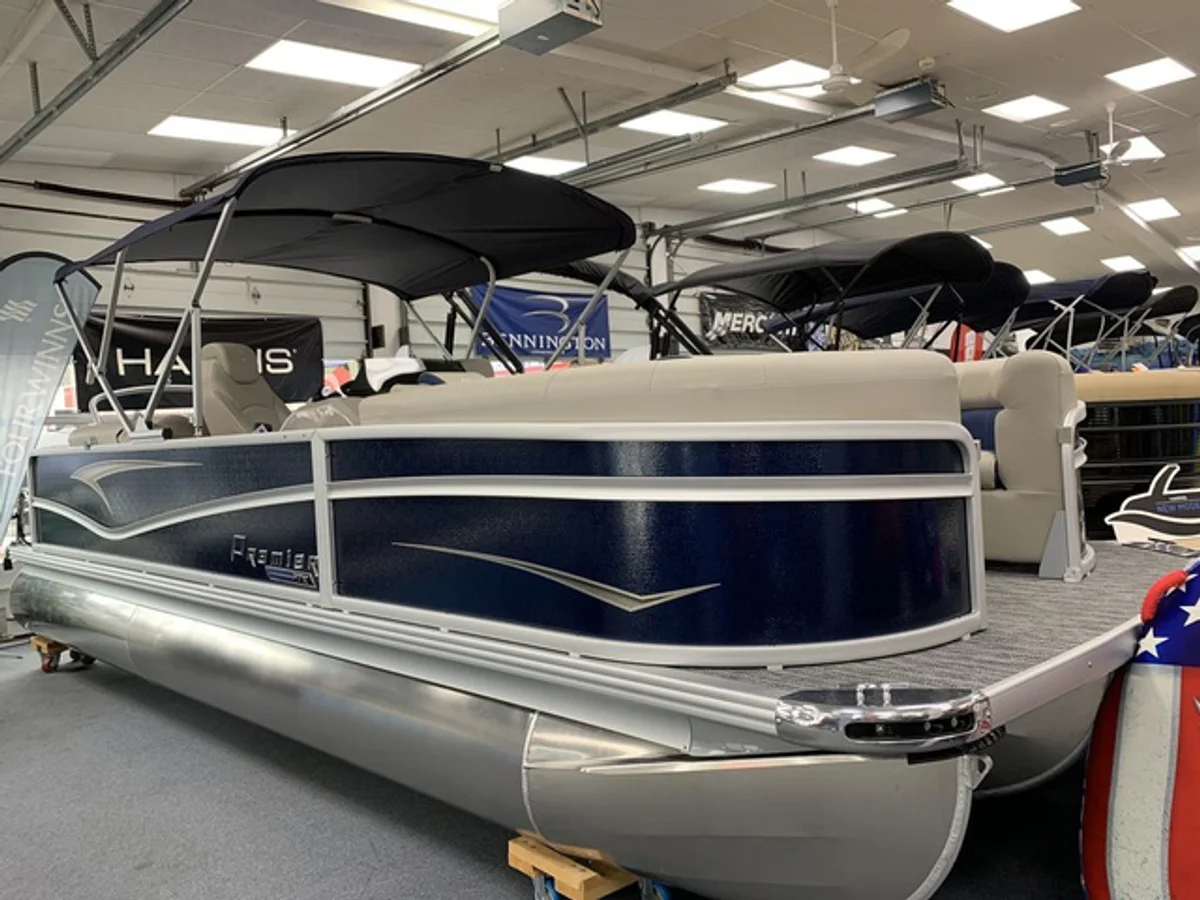 Sunsation RF 230 CL Boat Specs