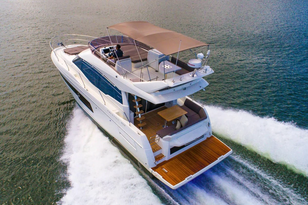 460 Boat Specs