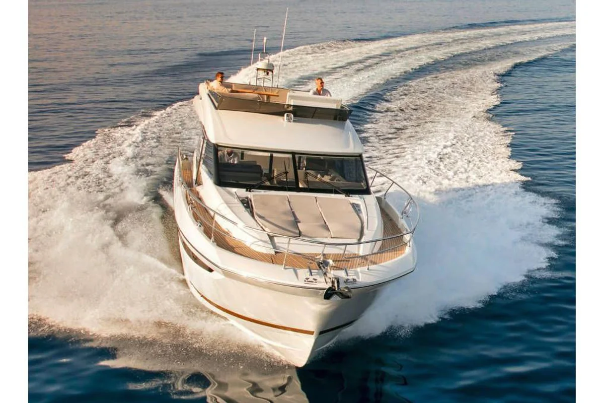 520 Boat Specs