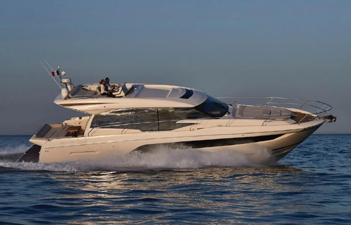 Prestige Yachts 590 S 2020 boat specs