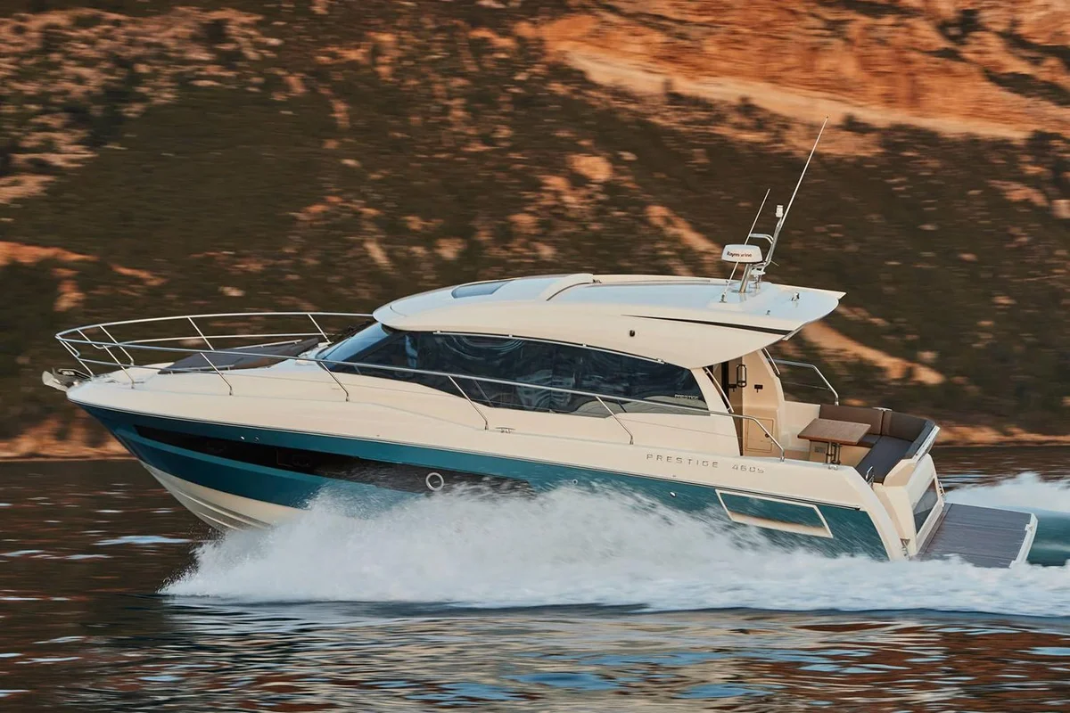 Prestige Yachts 460 S Sport Top 2018 boat specs