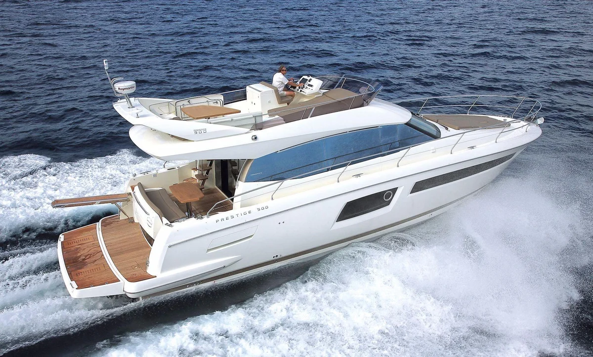 500 Fly Boat Specs