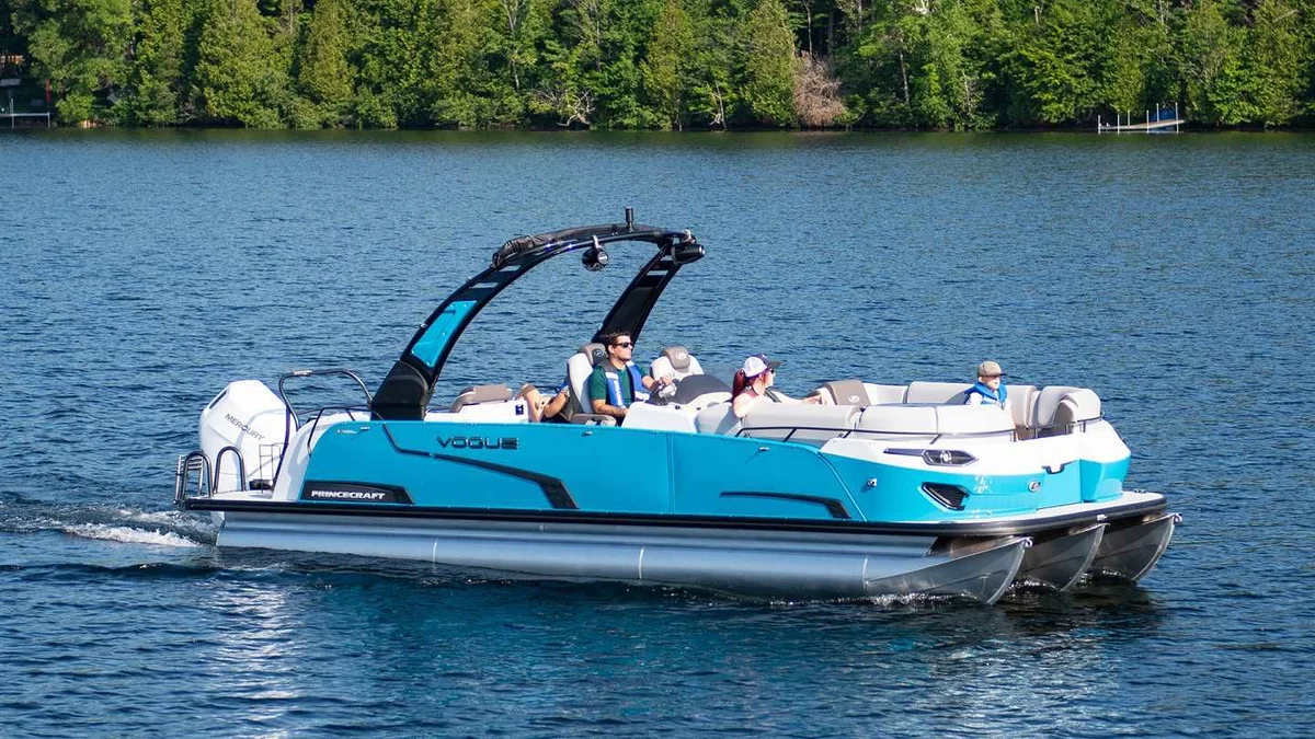 Princecraft Vogue 27 XT  2025 boat specs