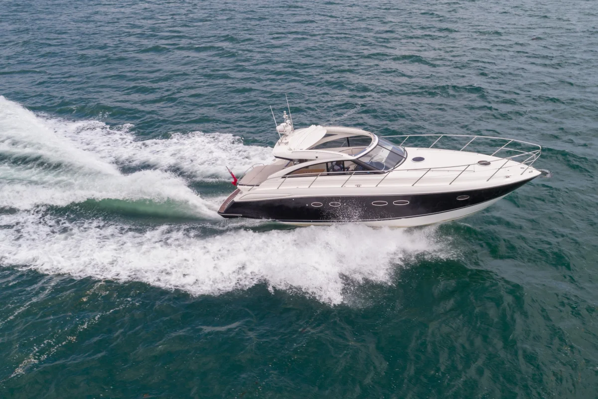 Princess Yachts V45 2009 boat specs