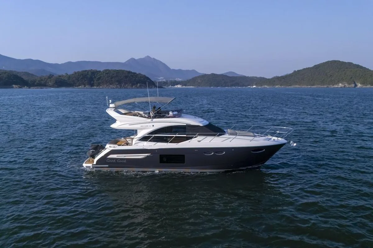 Princess Yachts 49 2018 boat specs