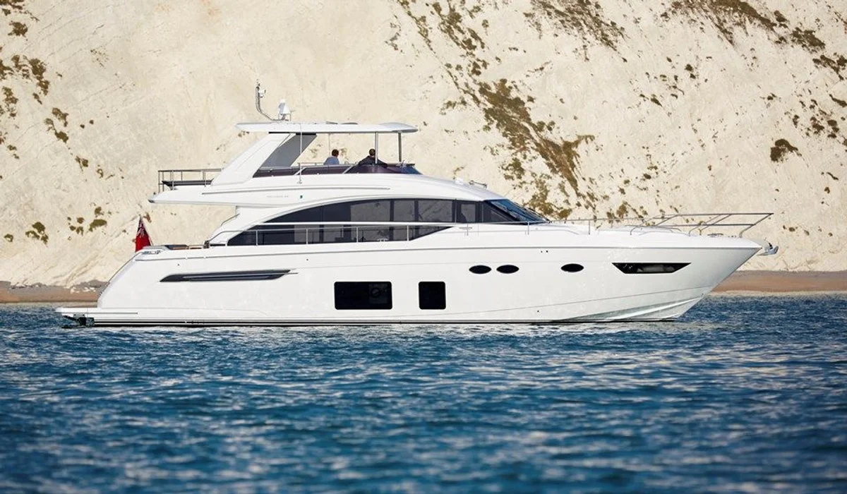 Princess Yachts 68 Hard Top 2018 boat specs