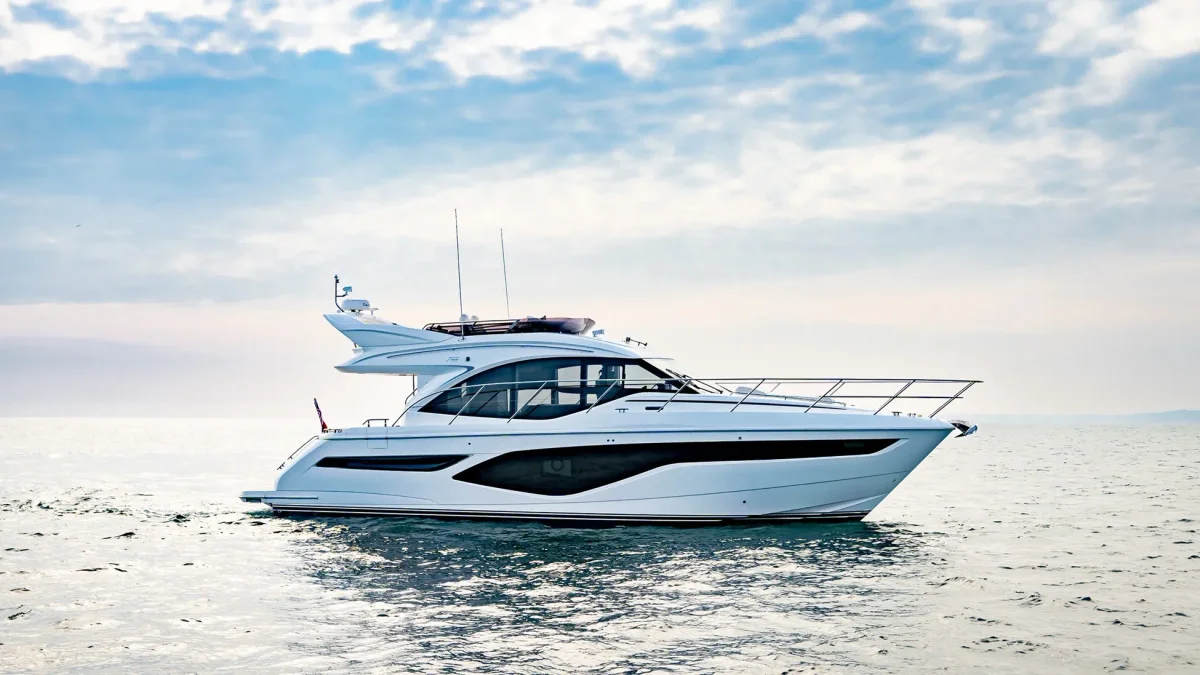 Princess Yachts F50 2022 boat specs
