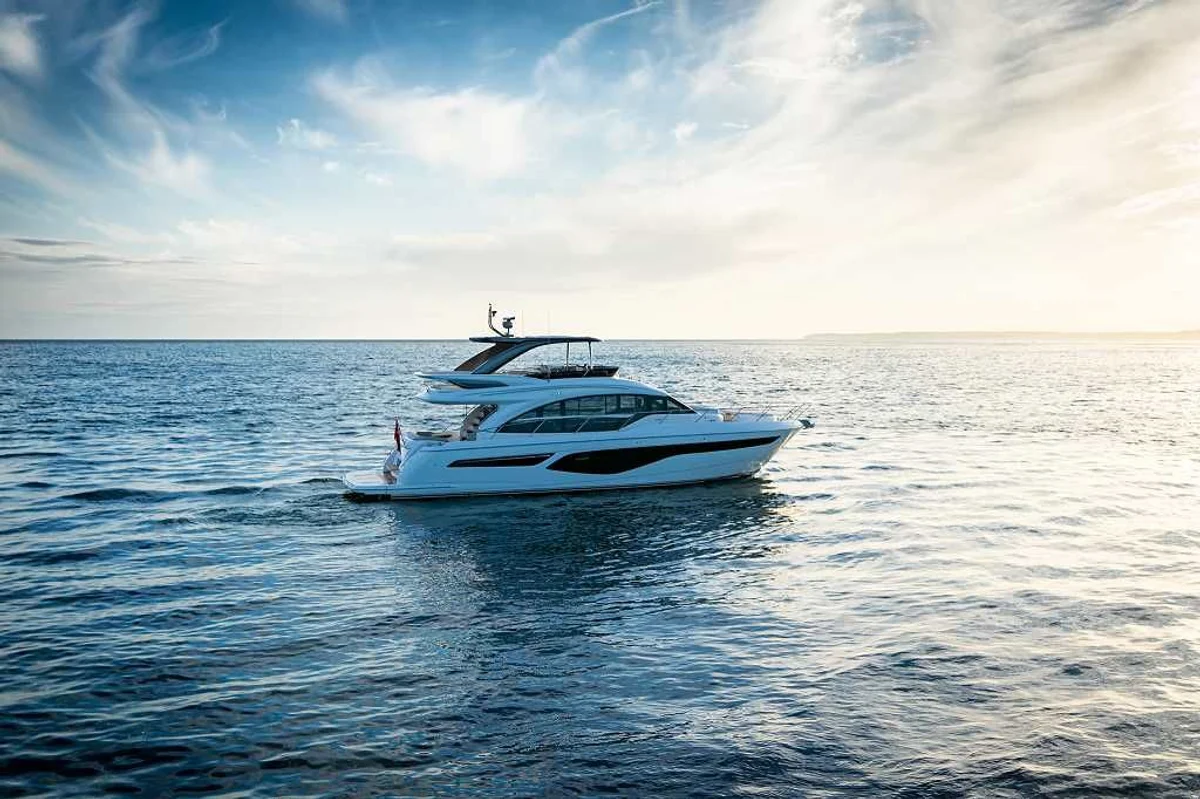 Princess Yachts F62 2020 boat specs