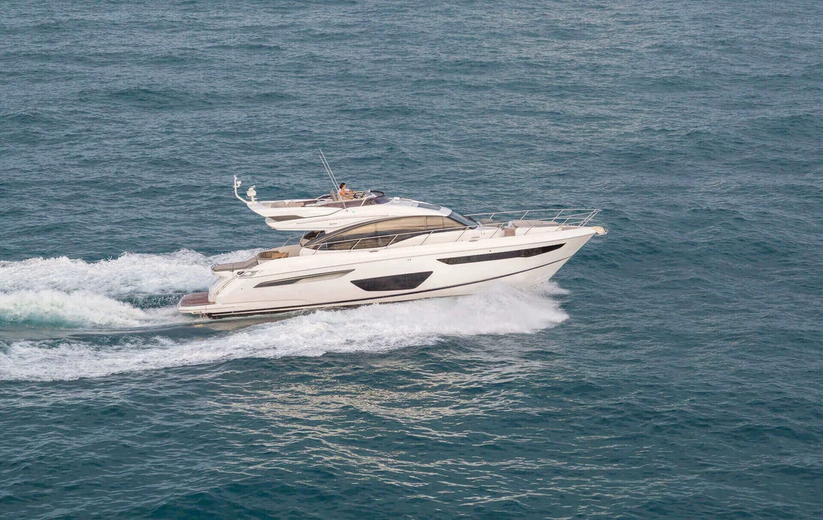 Princess Yachts S60 2018 boat specs