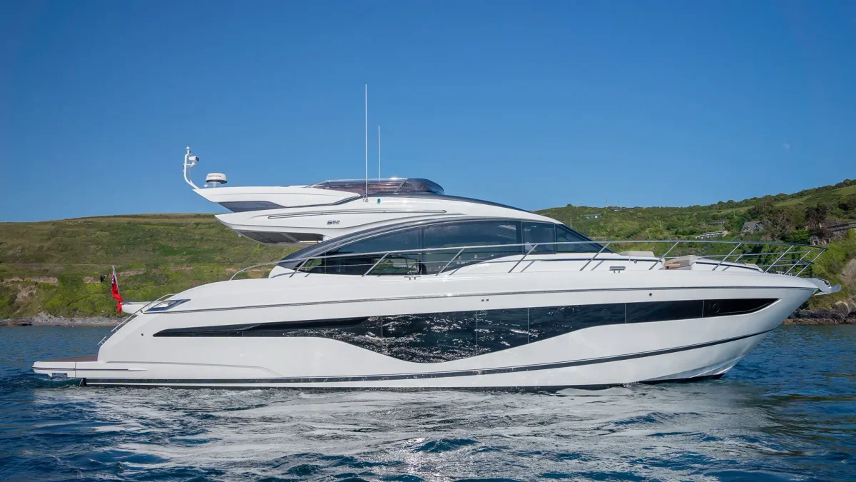 Princess Yachts S62 2020 boat specs