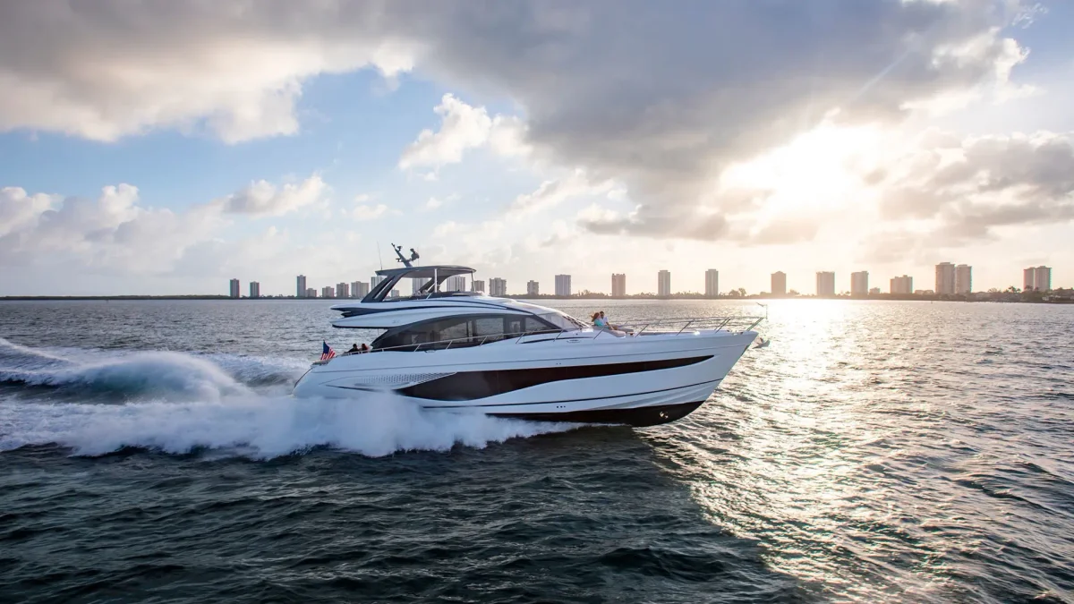 Princess Yachts S72 2015 boat specs