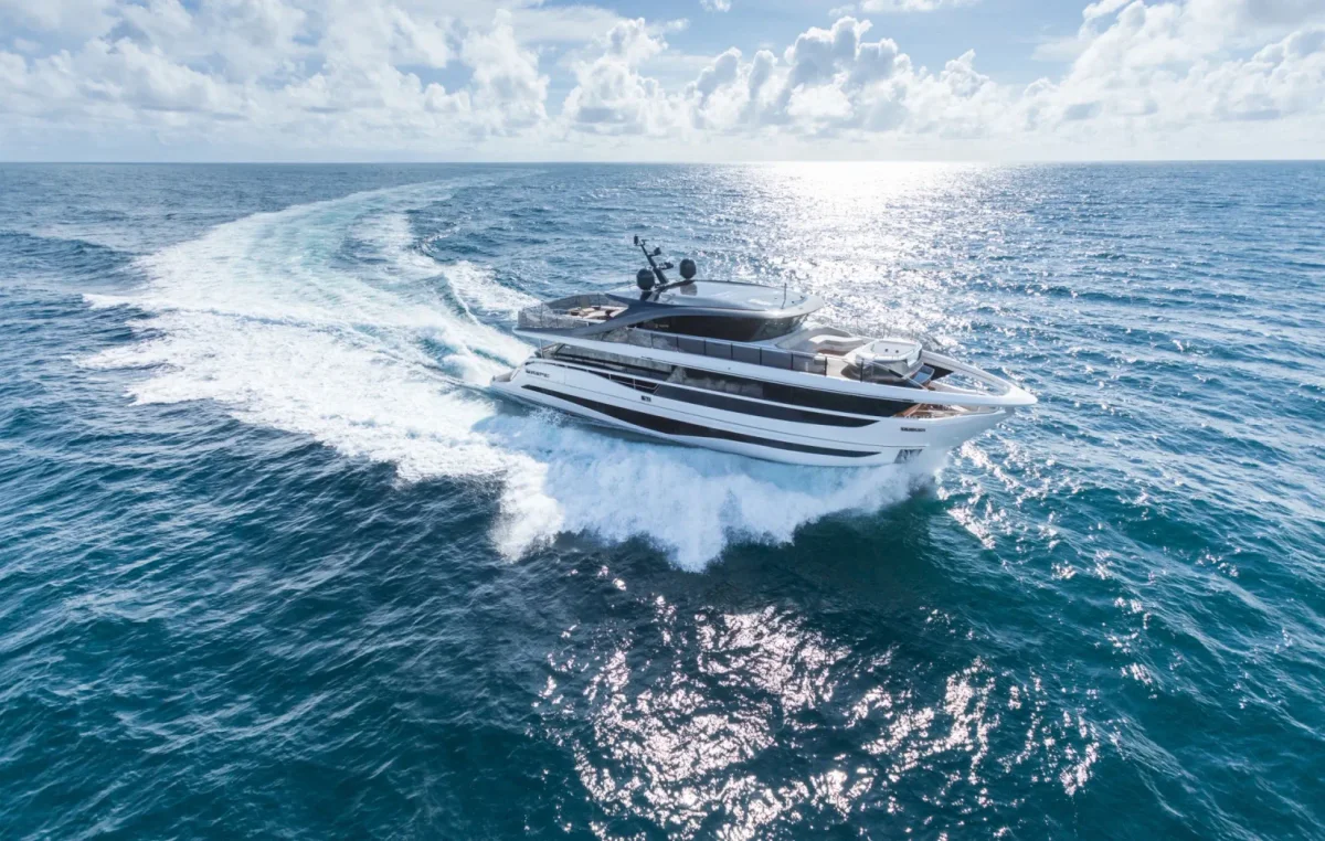 Princess Yachts X95 Vista 2023 boat specs