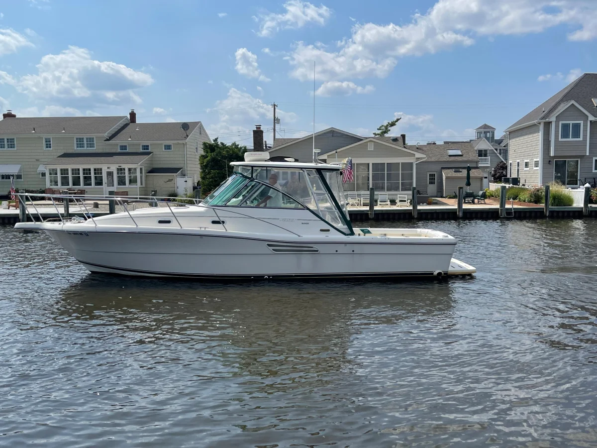 3000 Express Boat Specs
