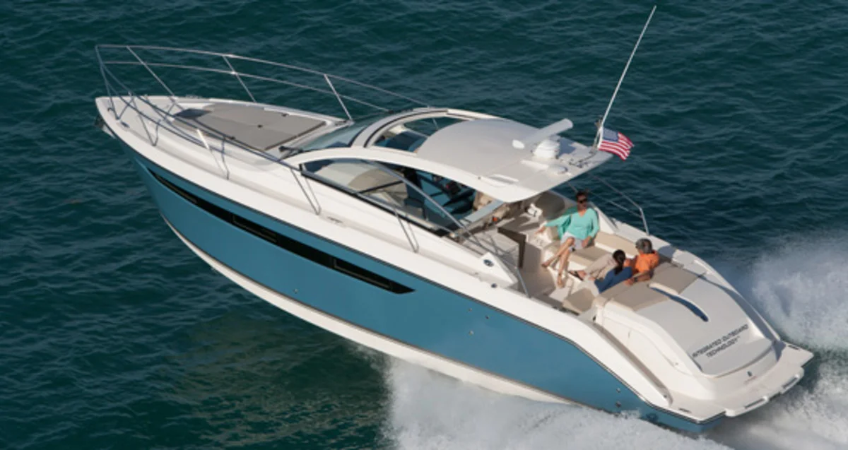 365i SC Boat Specs