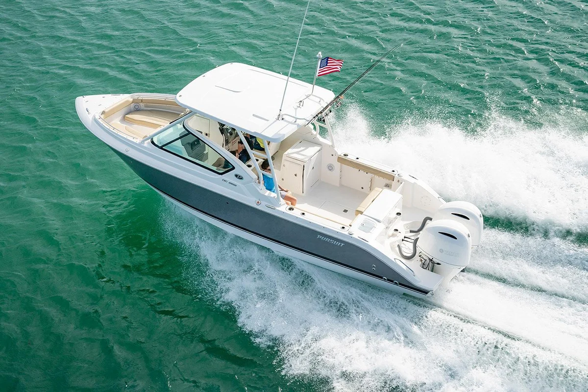 DC 266 Dual Console Boat Specs