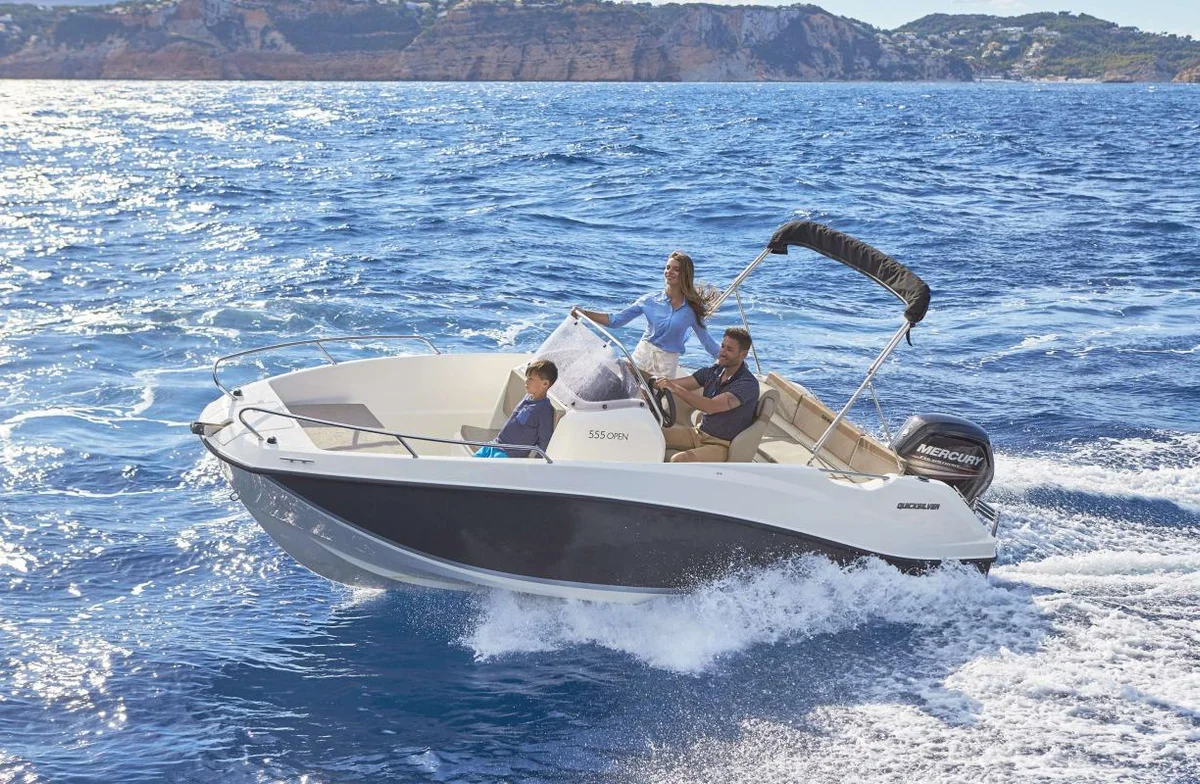 Quicksilver Activ 555 Open 2022 boat specs