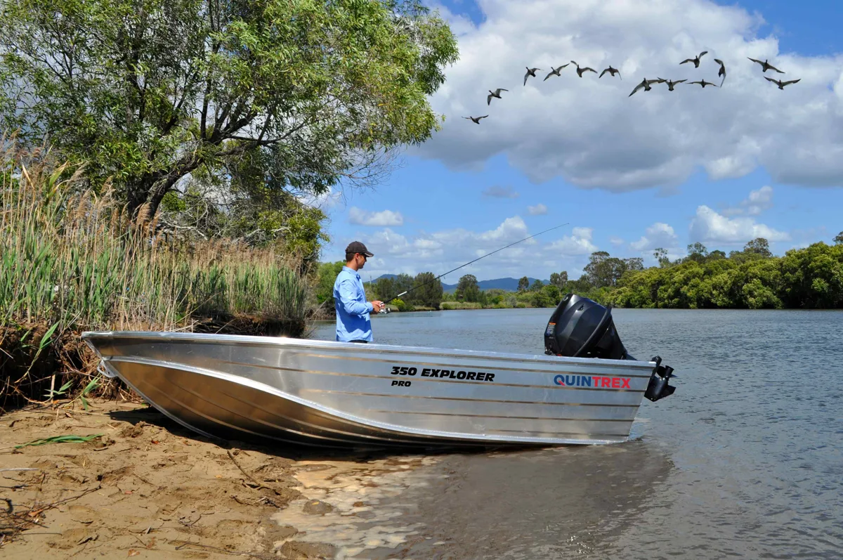 350E Explorer Pro Boat Specs