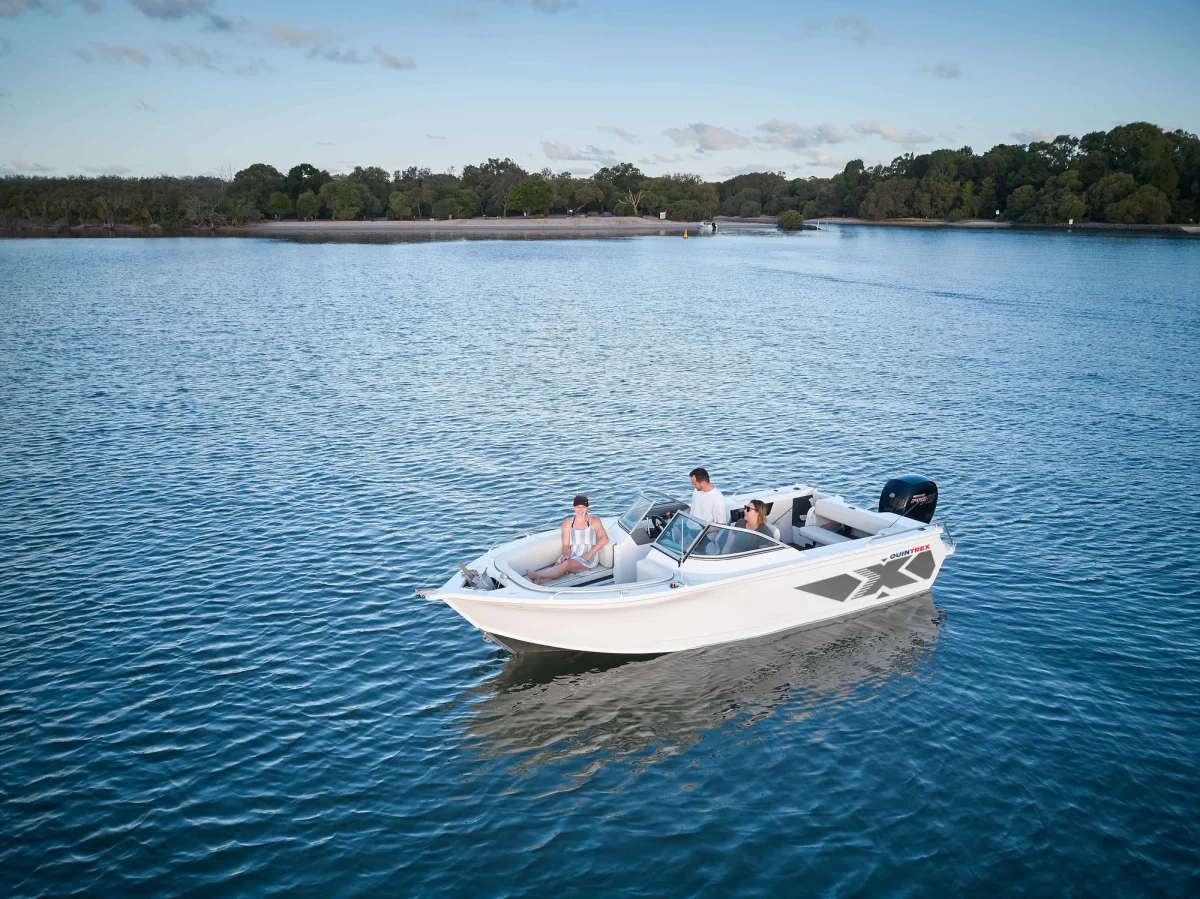 Quintrex 481 Cruiseabout 2023 boat specs