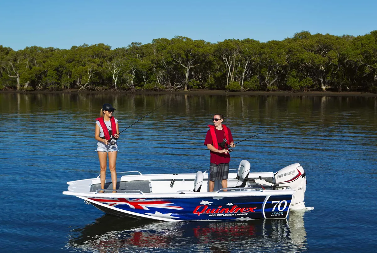F400 Explorer Trophy Boat Specs