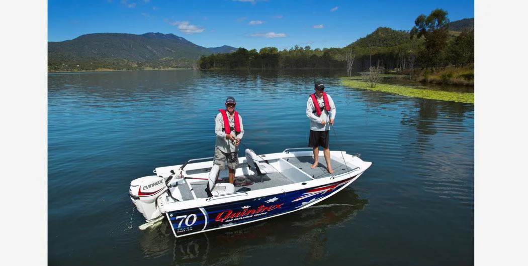 F420 Explorer Trophy Boat Specs